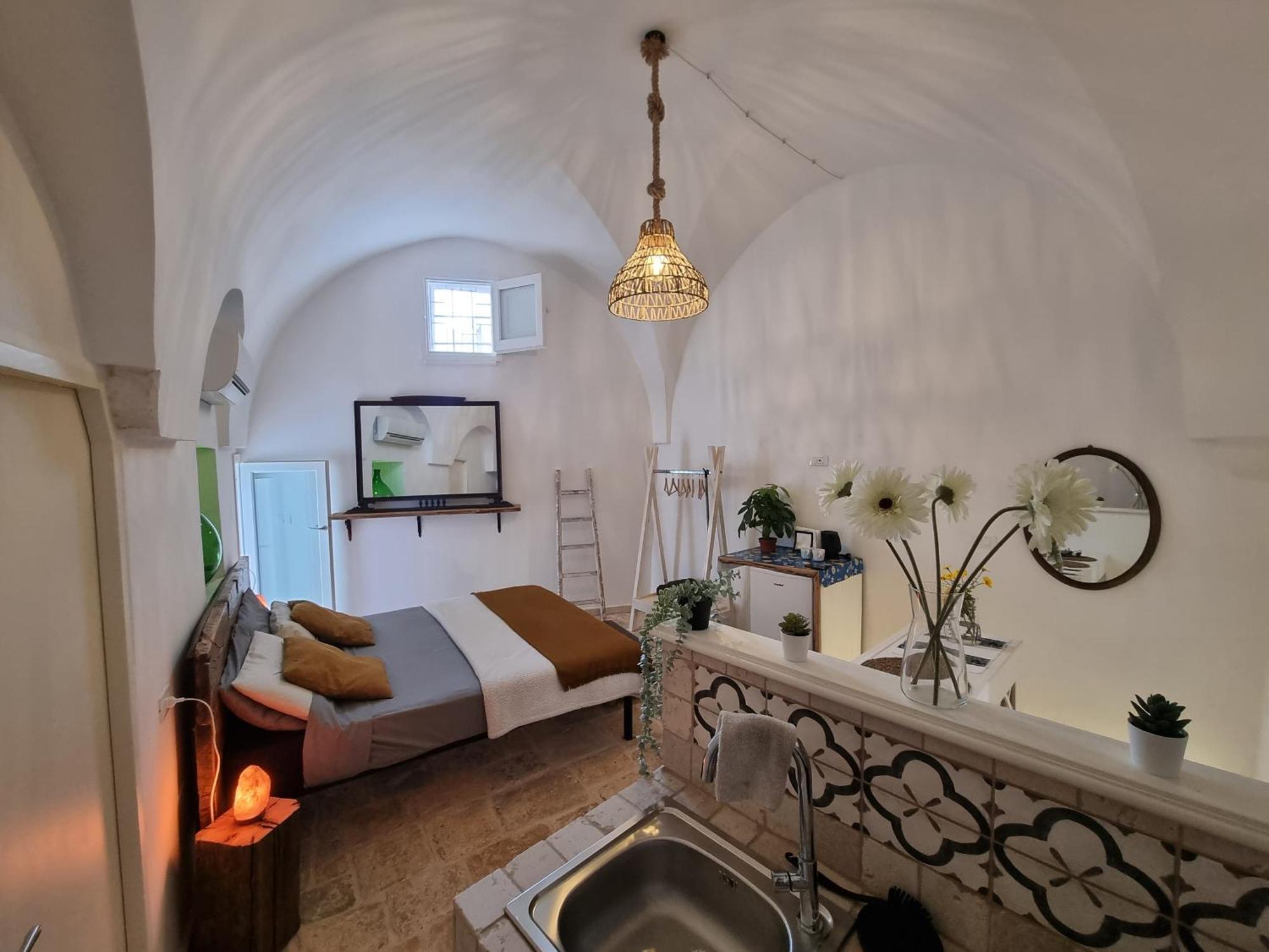 Biancostuni 81 Apartment Bagian luar foto